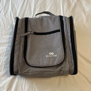 Beautime Large Hanging Travel Waterproof Toiletry Bag Bag in Grey/Black